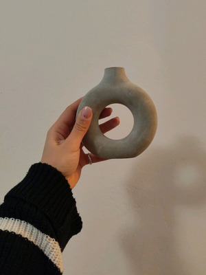 Decorative aromatic vase cement style new