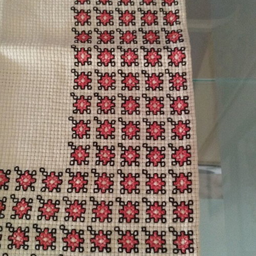 Handmade embroidered table runner 66x40 cm, new, cross-stitch
