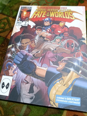 Marvel vs Capcom 3 comic like new