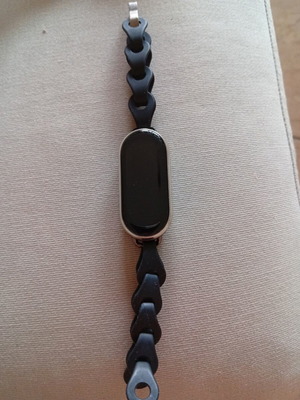 Xiaomi Smart Band 8 watch