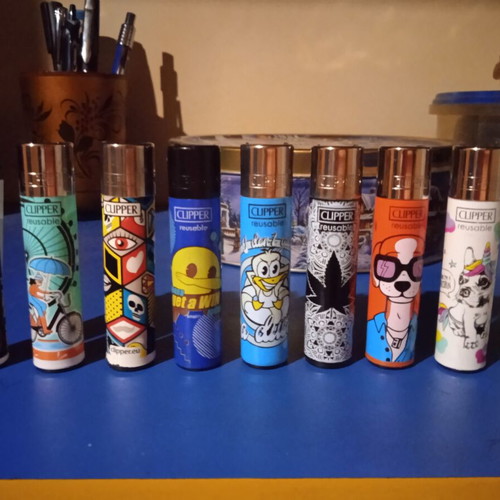 Clipper lighters collection like new, 72 pieces with rare models