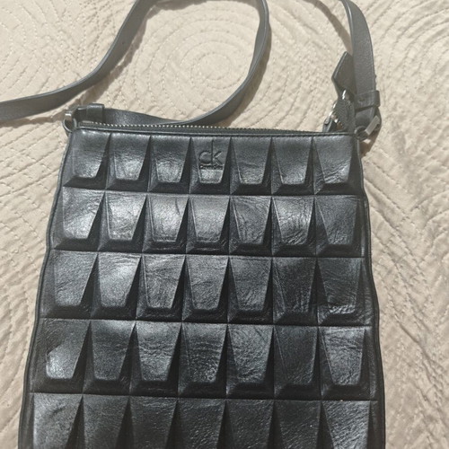 Calvin Klein Black Leather 3D Geometric Crossbody Messenger Bag like new