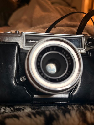 Yashica Minister D 1963 vintage collectible camera like new