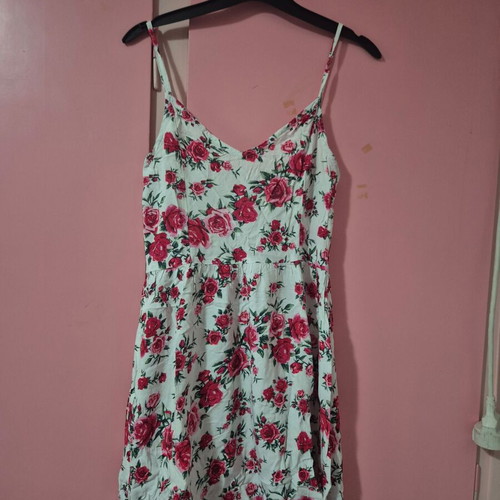 H&M dress size M like new, white with floral print