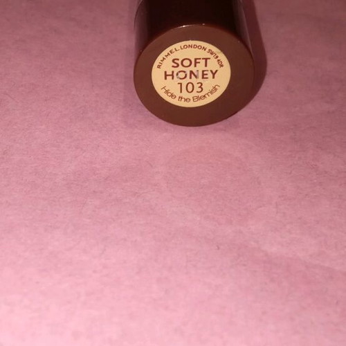 LIPSTICK LOREAL, LIP GLOSS YOUTH LAB, FOUNDATION MAX FACTOR CONCEALER RIMMEL