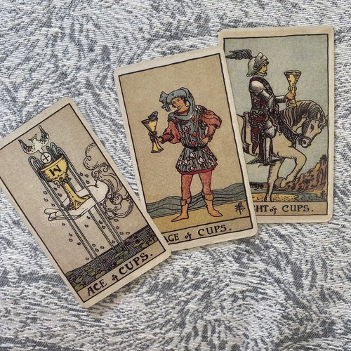 Classic Tarot Cards with Guidebook new