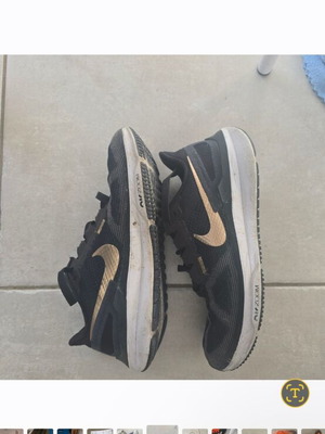 Nike Zoom Air αθλητικά παπούτσια μεταχειρισμένα, μέγεθος 39, μαύρα