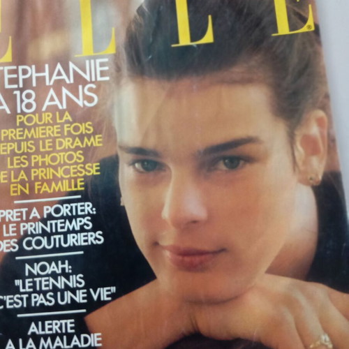 Elle French used, pack of 3 collectible issues