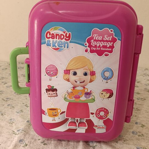 Dede Toys Plastic Suitcase with Wheels 33x22x10 cm like new
