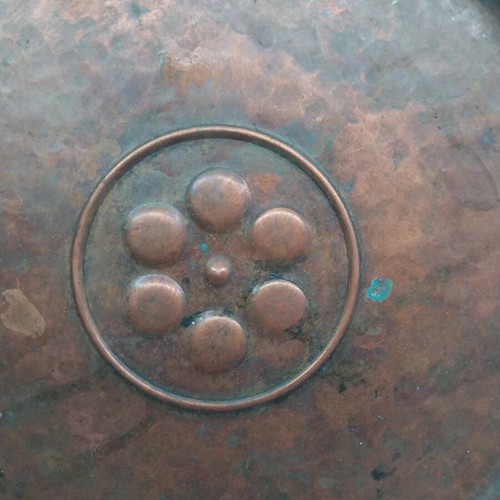 Vintage copper tray used with round shape and patina