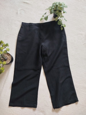 Linen Capri Pants like new, black, size L-XL