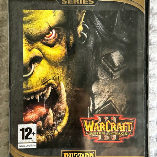 Warcraft 3 Reign of Chaos & Frozen Throne used, collectible