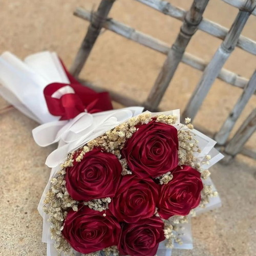 Handmade bouquet like new