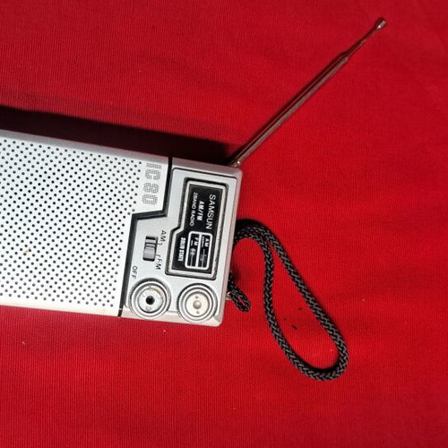 Samsun IC80 transistor radio used, works on AM FM