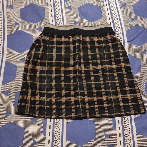 Mandarino skirt for girl 6 years like new, green and black