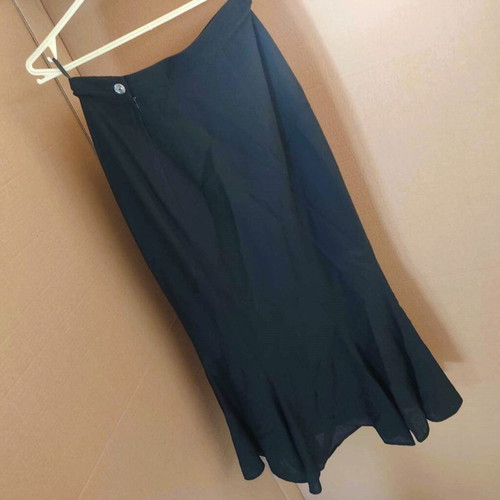 Maxi mermaid skirt black used, size Medium