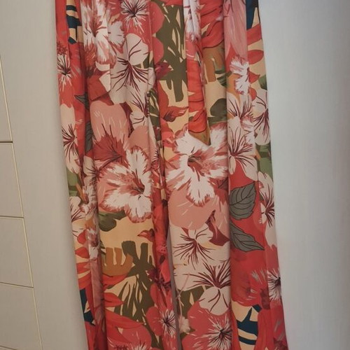 BSB Palazzo Wide-Leg Pants like new with Floral Tropical Print