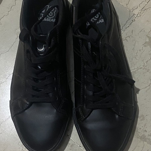 Pull&Bear black sneakers like new, size 42