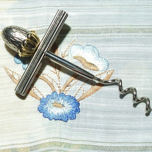 Sterling silver wine opener 19th century with 18k gold plating like new