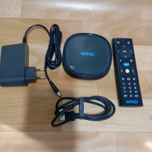 Wind Android TV box used in good working condition