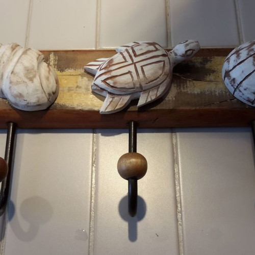 Wooden hanger new