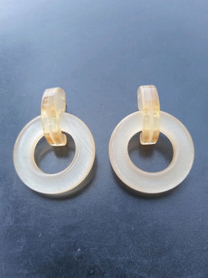 Mango earrings like new, beige summer color