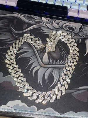 Moissanite Cuban Chain Diamond Jools like new, silver color