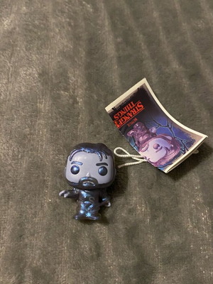Stranger Things figure Hopper upside down new