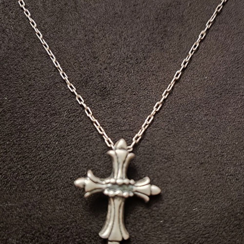 Silver cross pendant 925 with chain, like new, 40 cm