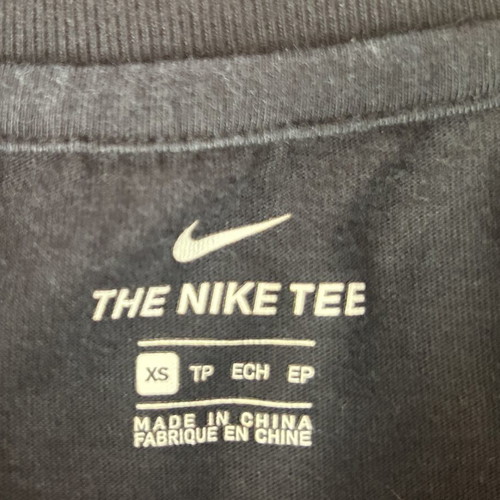 Nike Tee Long Sleeve Crop Top like new, size XS, black and white