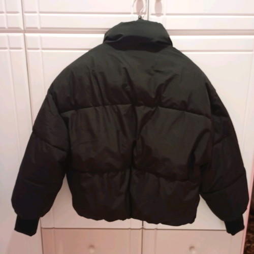 SugarFree women's black puffer jacket new size M