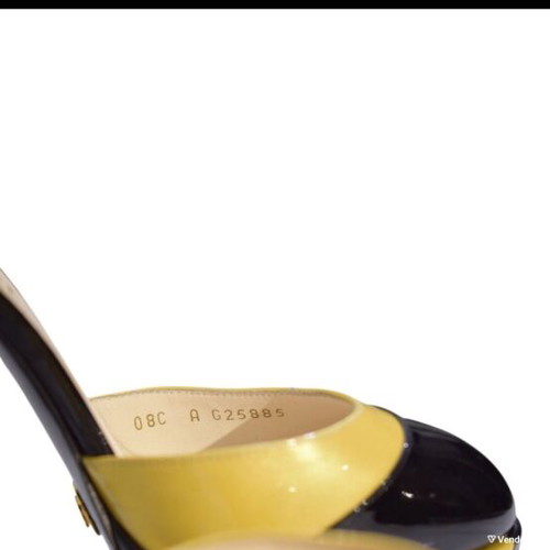 Chanel runway high heels, black and yellow, size 38.5