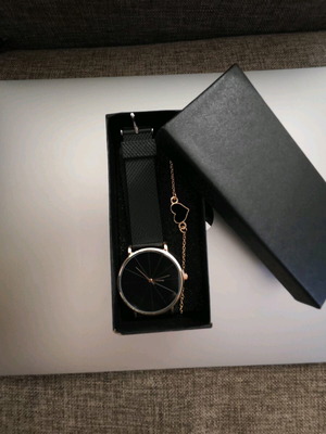 Watch and bracelet set new, black and gold