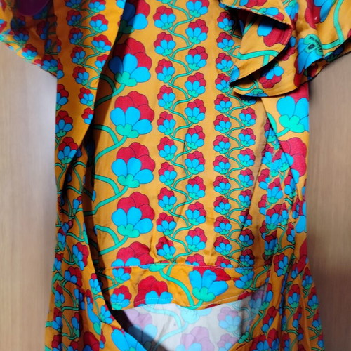 Karavan dress colorful used with open back and ruffled sleeves