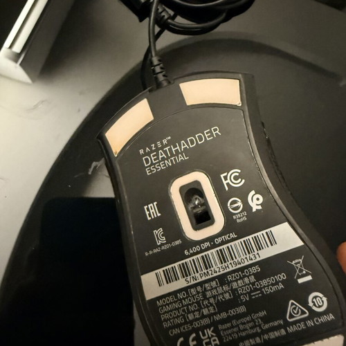 Razer DeathAdder Essential 2026 gaming mouse like new, wired