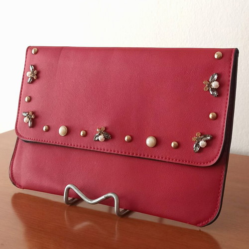 Stradivarius red clutch bag like new with pearls and decorative details