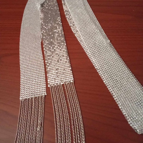 Vintage evening belt like new, silver with metallic texture
