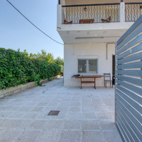Μονοκατοικία 3 υπνοδωματίων με τζάκι, κλιματισμό και αποθήκες στο Συκάμινο Ωρωπού
