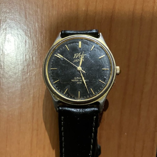 Fast Japan watch used, black and gold