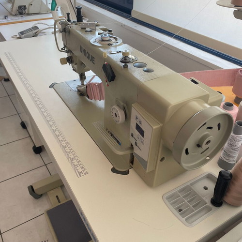Unique Monoveloni Double Transport Sewing Machine like new