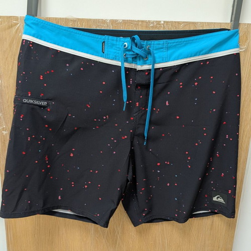 Quiksilver surfing shorts XL as new