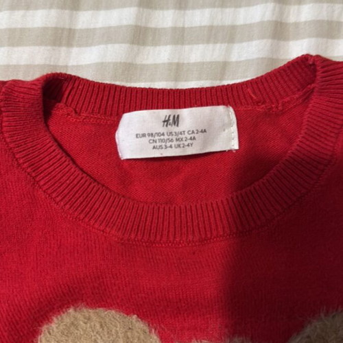 H&M girls' set with red sweater and plaid pants, sizes 2-4 and 3-4