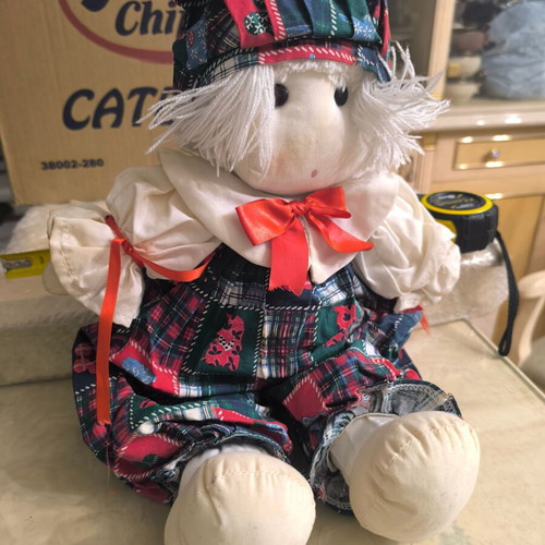 Teddy doll with plaid dress like new, model TDB1011