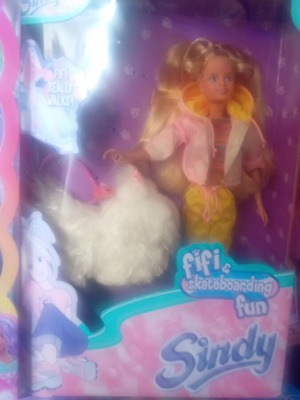 Sindy doll set