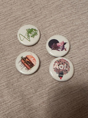 AOL collectible pins like new