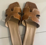 Slippers flat brown croco pattern size 41 used