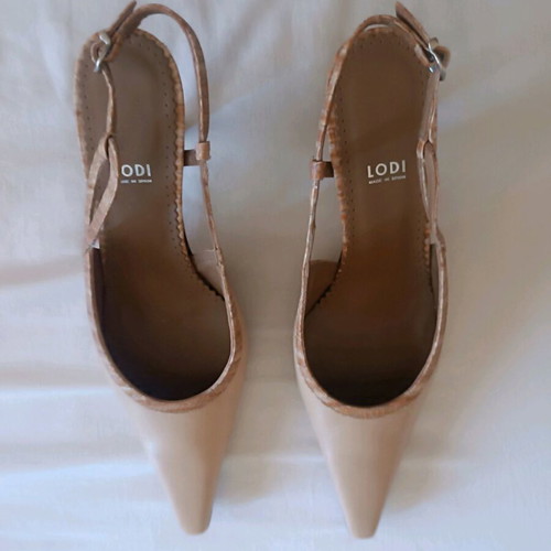 Lodi beige leather pumps like new, size 38.5