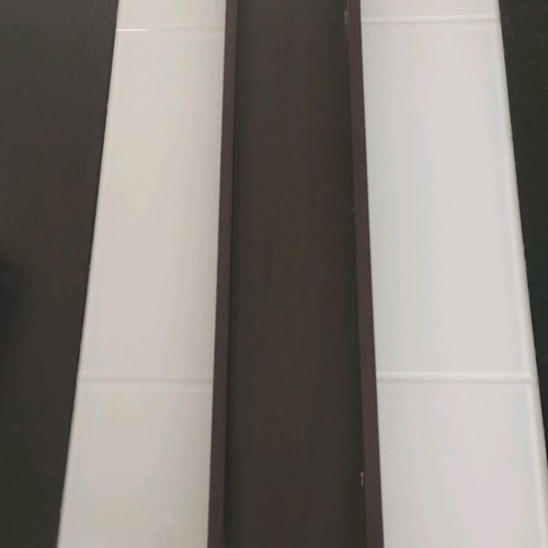 Wall shelf used