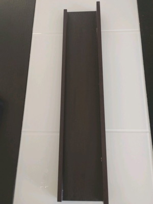 Wall shelf used