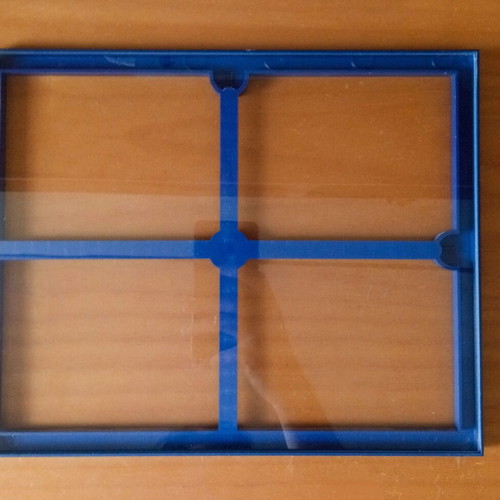 Large Blue Plastic Wall Frame like new, 24x30cm